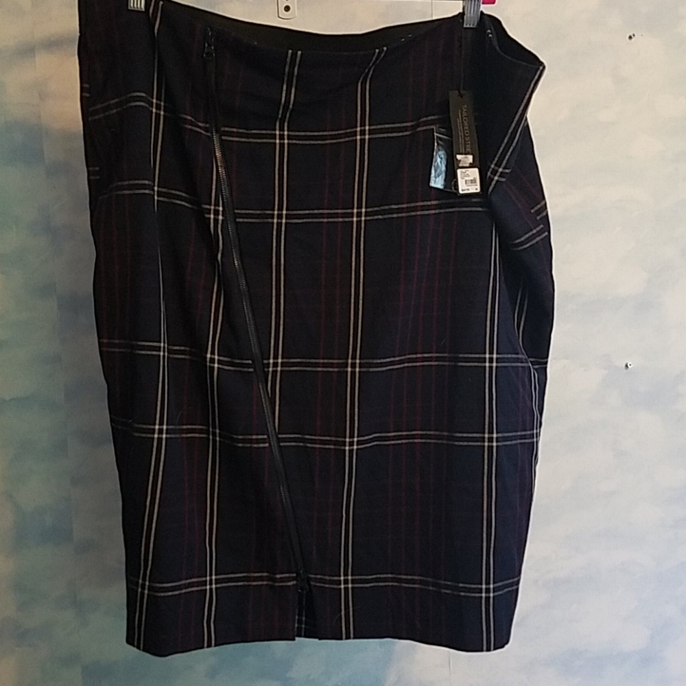 Plaid front diagonal decirative zipper